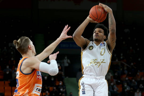 正是上港当 正是上港当