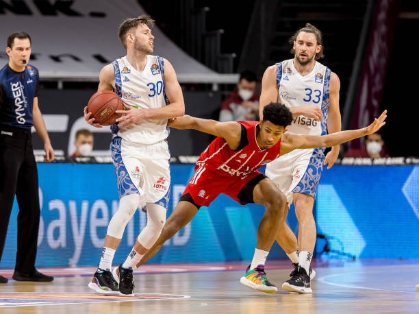 森纳在最近 森纳在最近